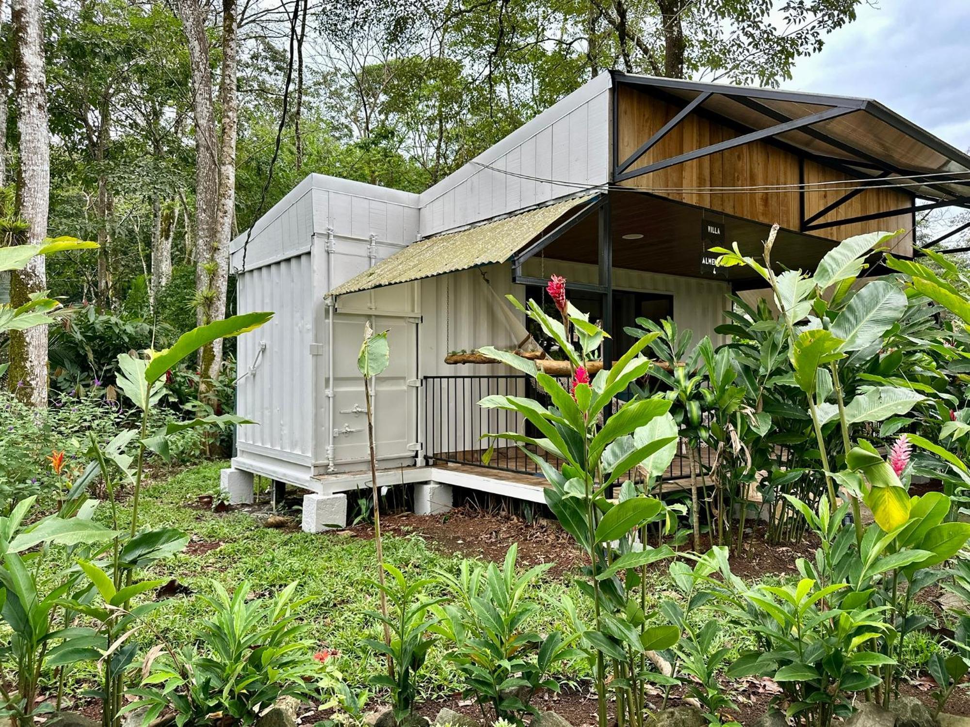 Almendros Eco-Villas La Fortuna Bagian luar foto