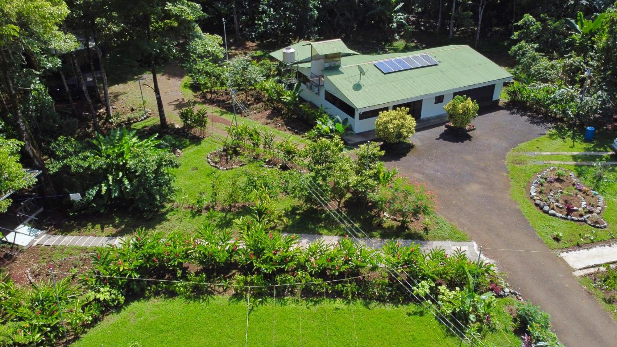 Almendros Eco-Villas La Fortuna Bagian luar foto