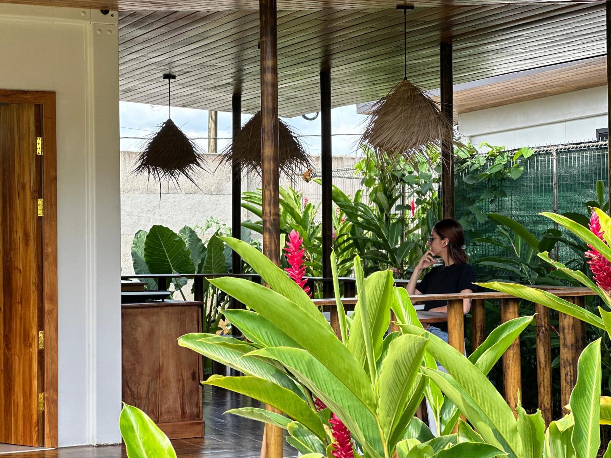 Almendros Eco-Villas La Fortuna Bagian luar foto