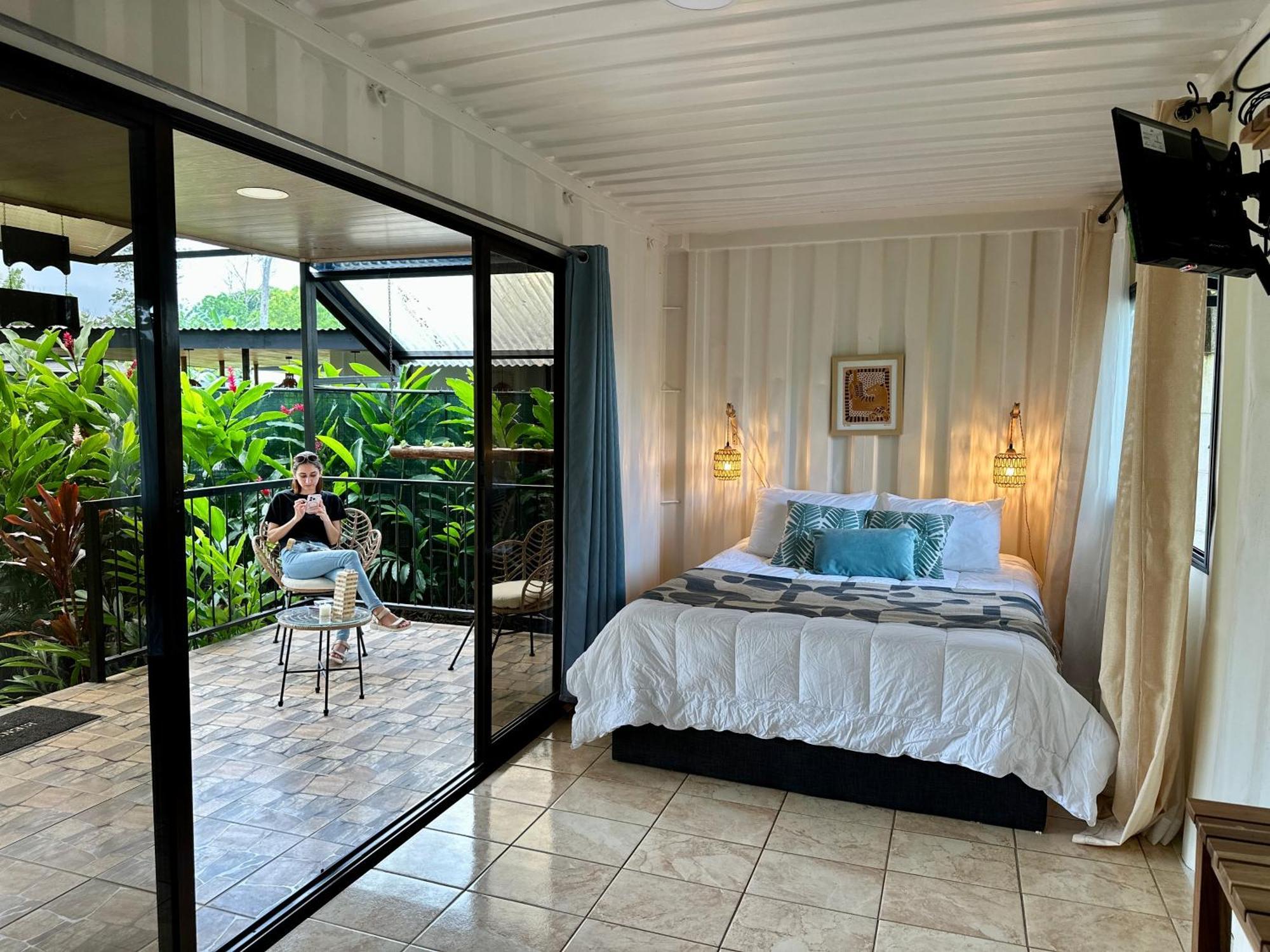 Almendros Eco-Villas La Fortuna Bagian luar foto