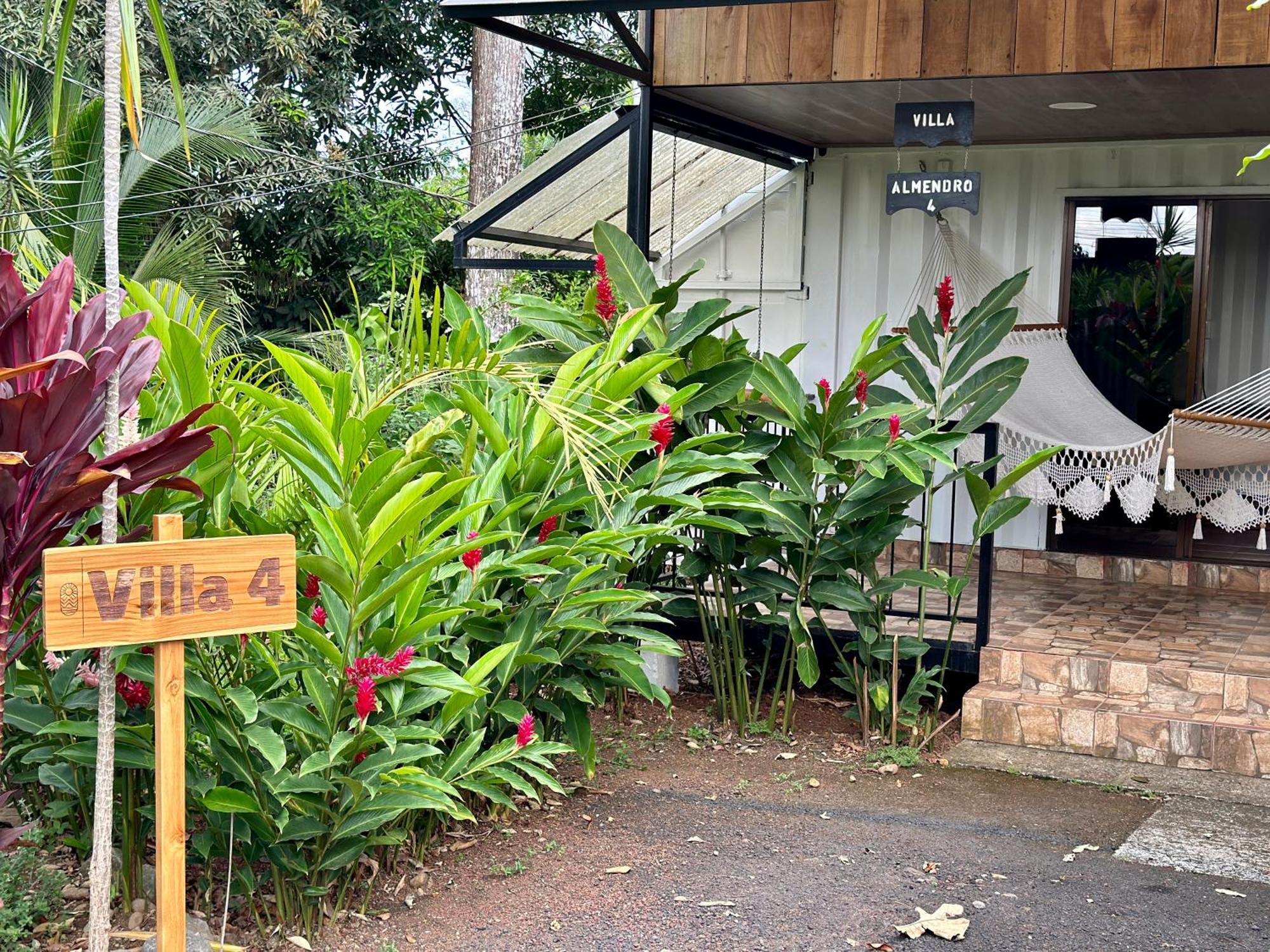 Almendros Eco-Villas La Fortuna Bagian luar foto