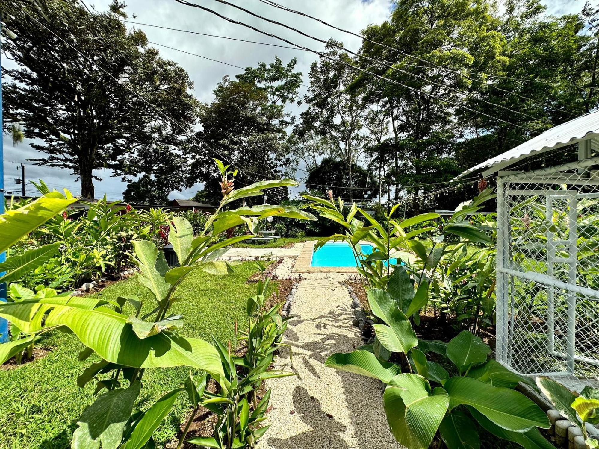 Almendros Eco-Villas La Fortuna Bagian luar foto
